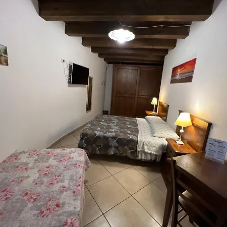 Caralis Pensión 3*