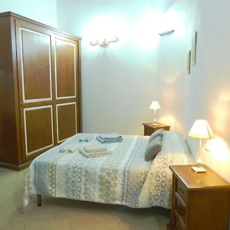 Gæstehus Caralis 3*